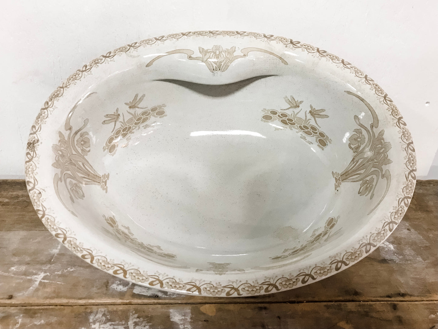 Antique Lavabos Paris sink image 0