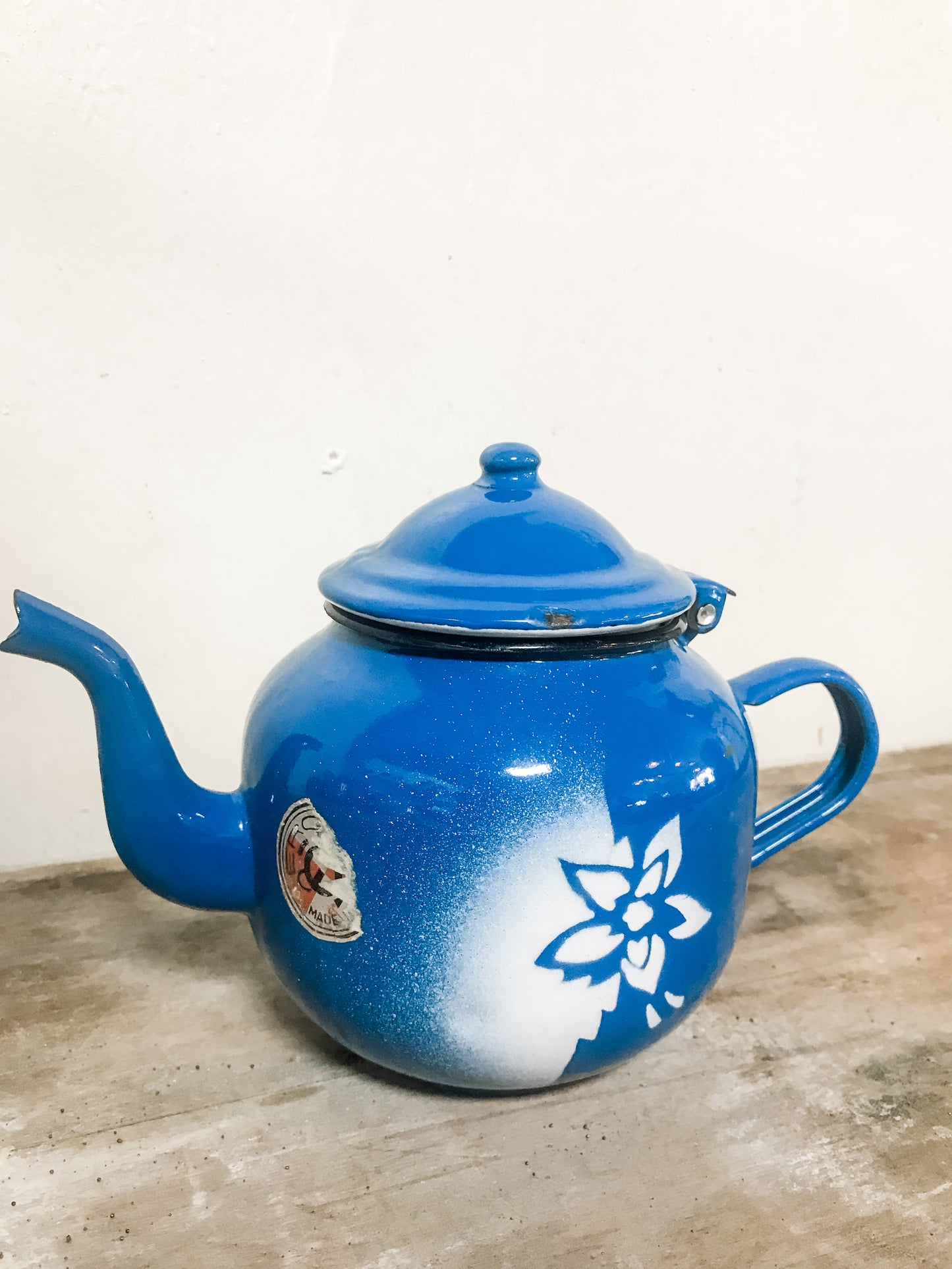 French enamel kettle image 2