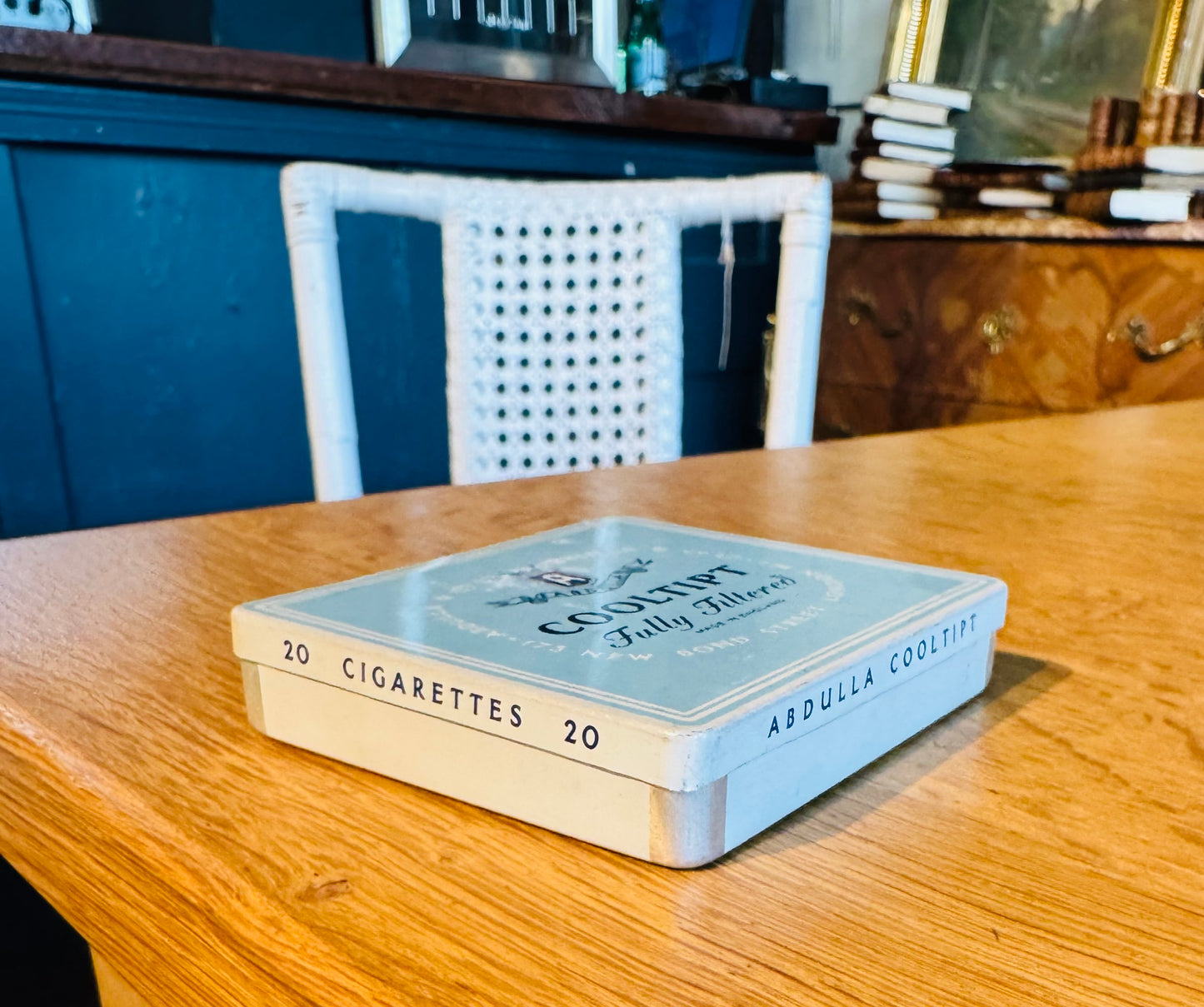 Vintage Abdulla Cooltipt Cigarette Tin
