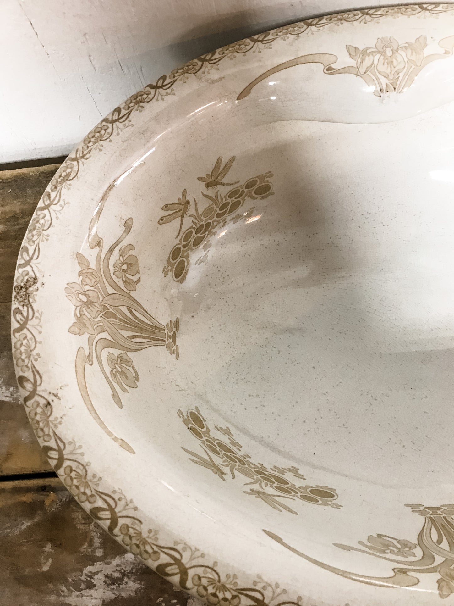 Antique Lavabos Paris sink image 5