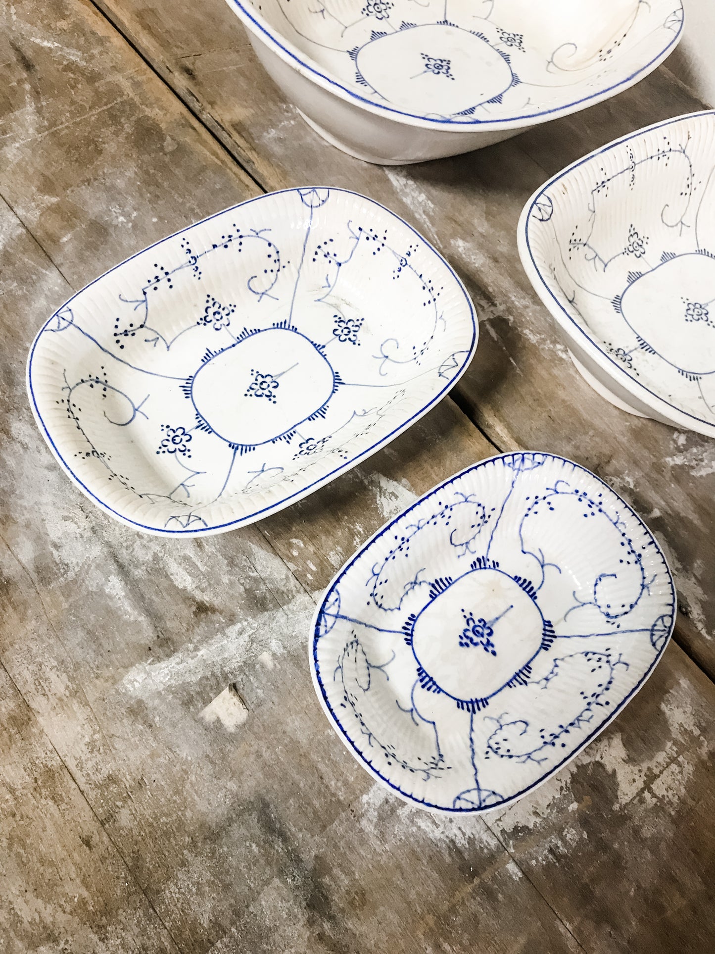 Boch ironstone nesting bowls image 2
