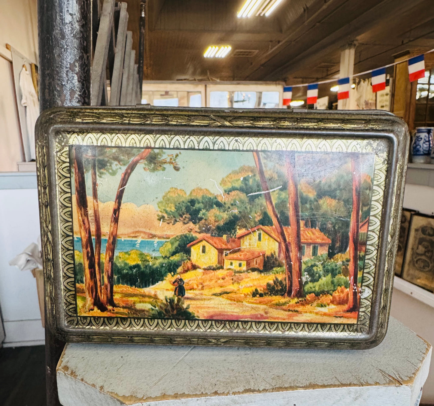Vintage French Decorative Tin Box
