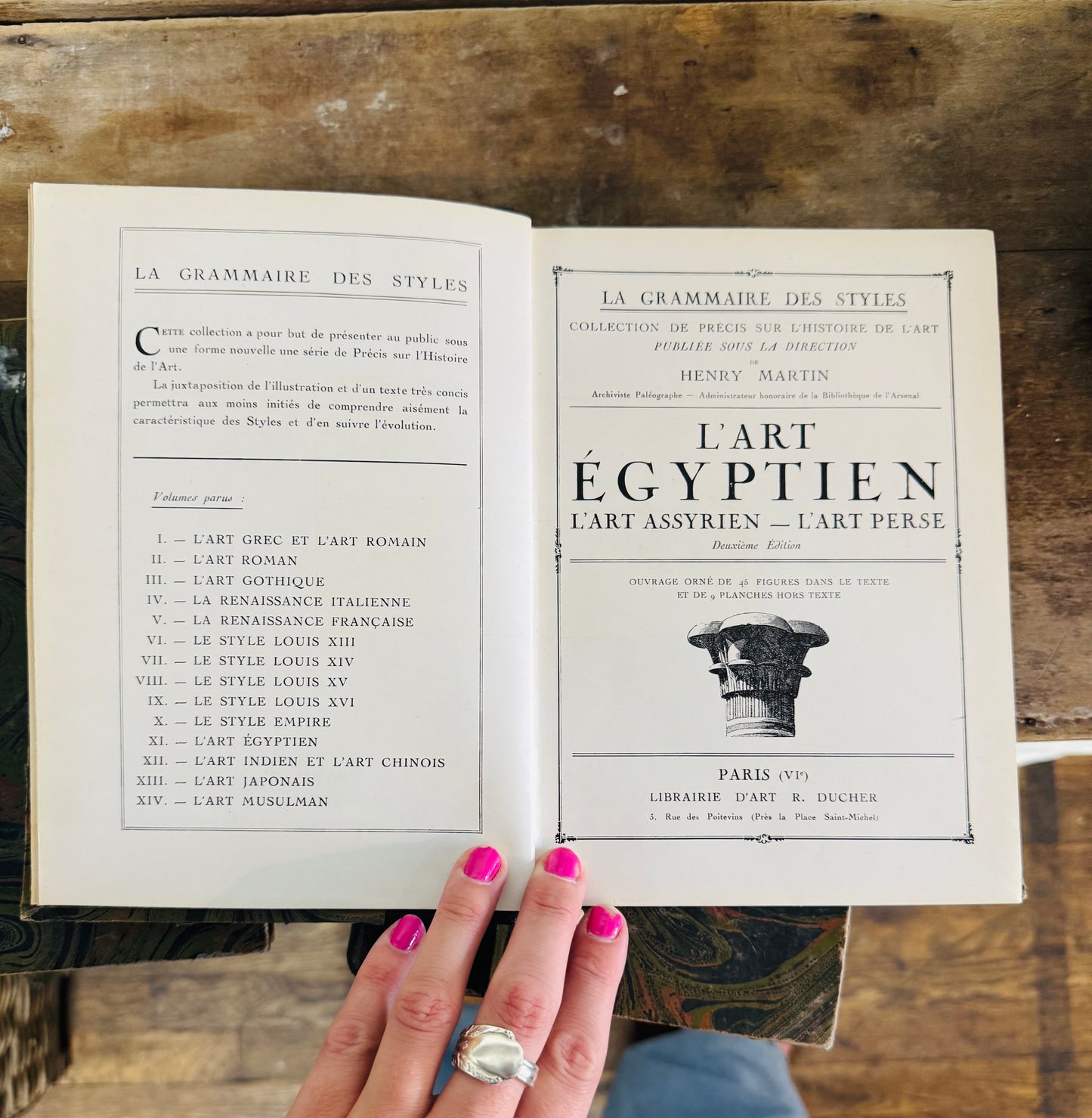 Antique French Art History Book – L’Art Égyptien, L’Art Assyrien, L’Art Perse by Henry Martin, Tome III