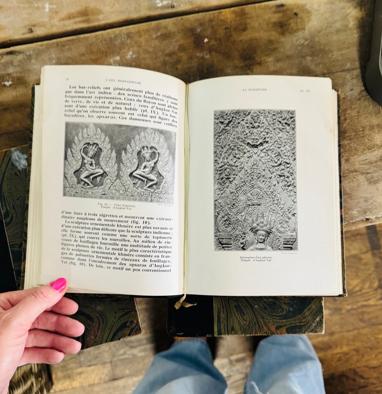 Antique French Art History Book – L’Art Égyptien, L’Art Assyrien, L’Art Perse by Henry Martin, Tome III