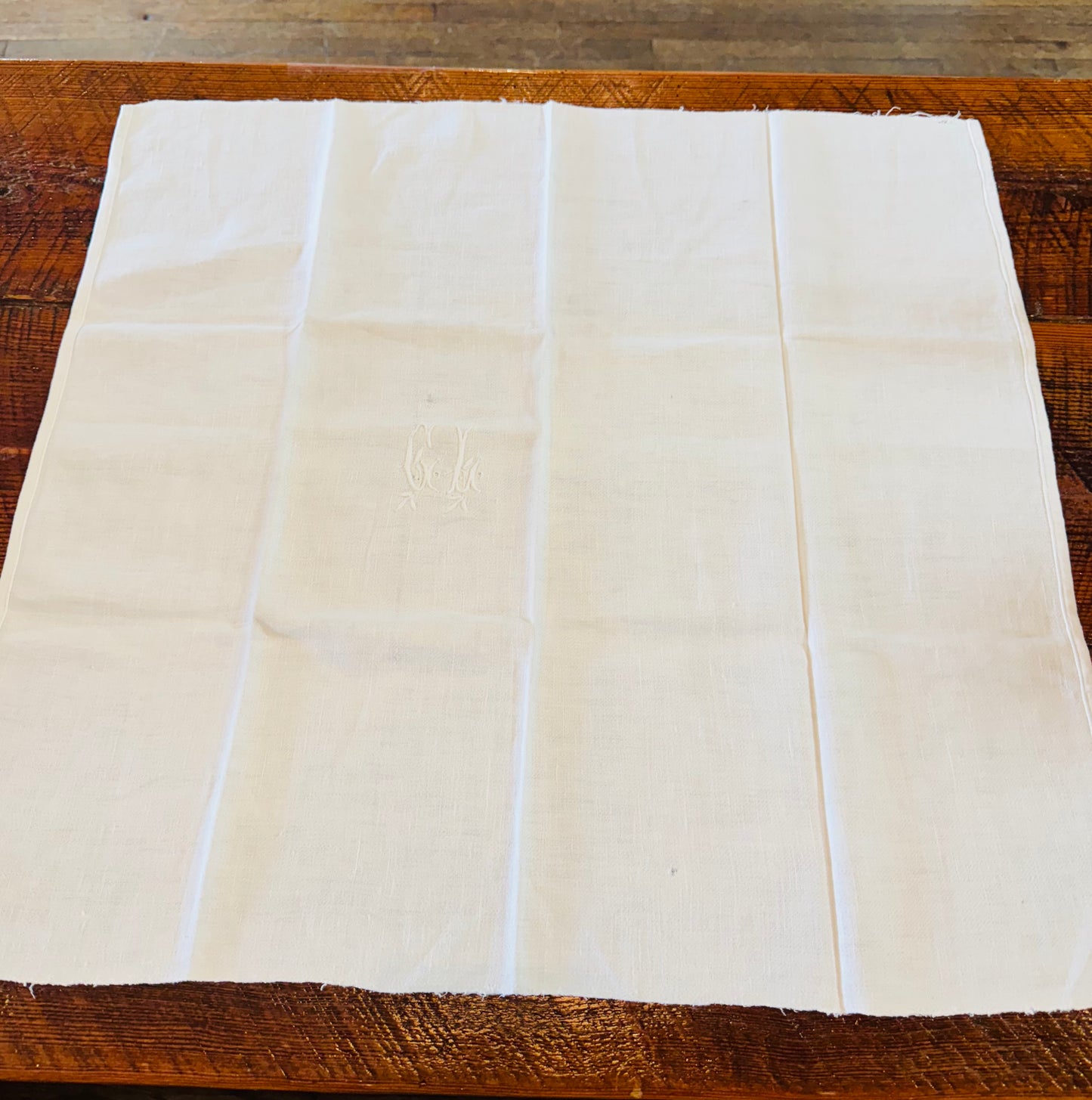 Antique French Linen Napkin with Monogram – Handwoven White Flax Cloth, Embroidered “GL”