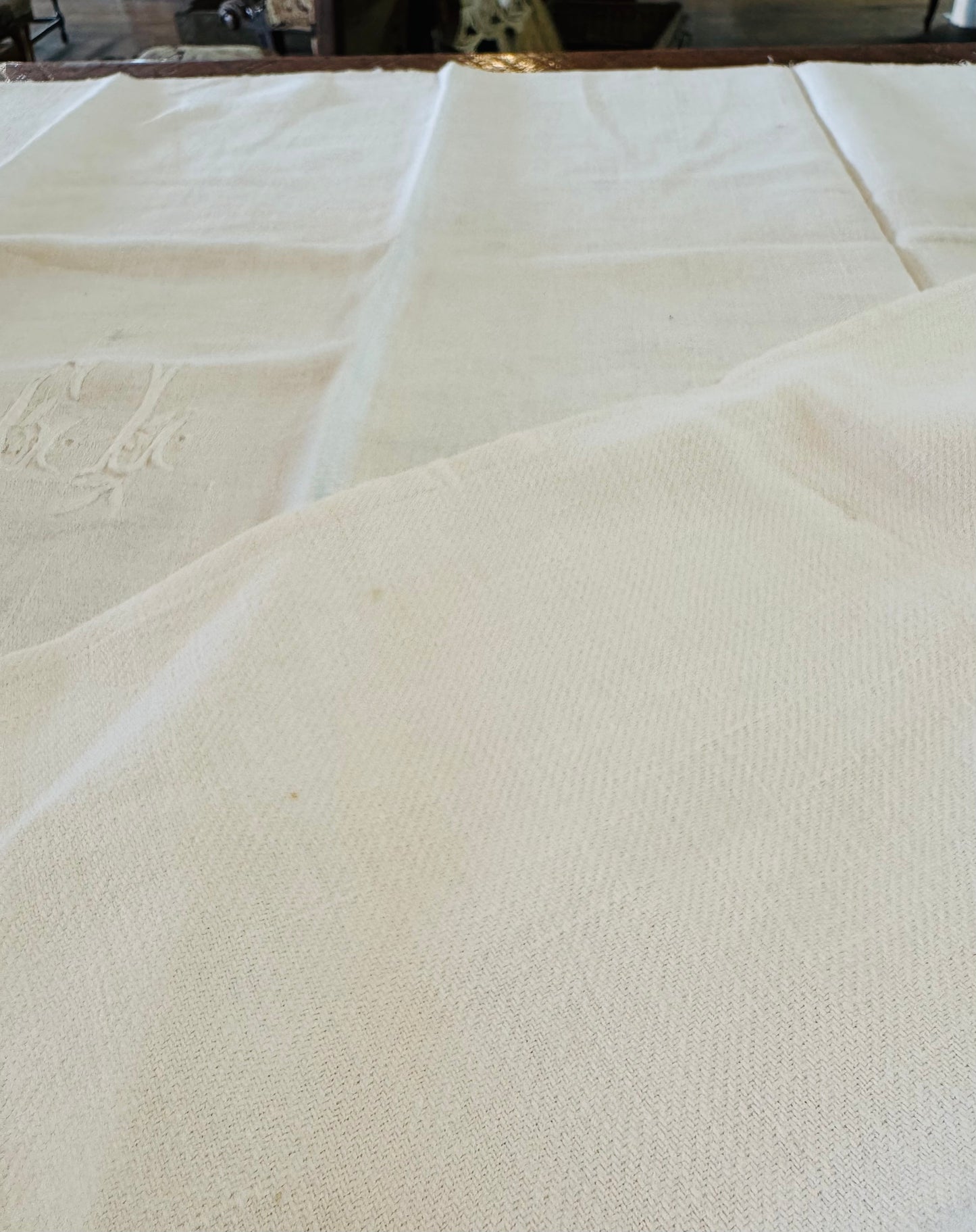 Antique French Linen Napkin with Monogram – Handwoven White Flax Cloth, Embroidered “GL”