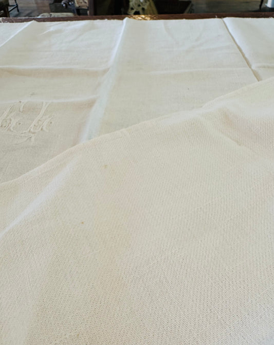 Antique French Linen Napkin with Monogram – Handwoven White Flax Cloth, Embroidered “GL”