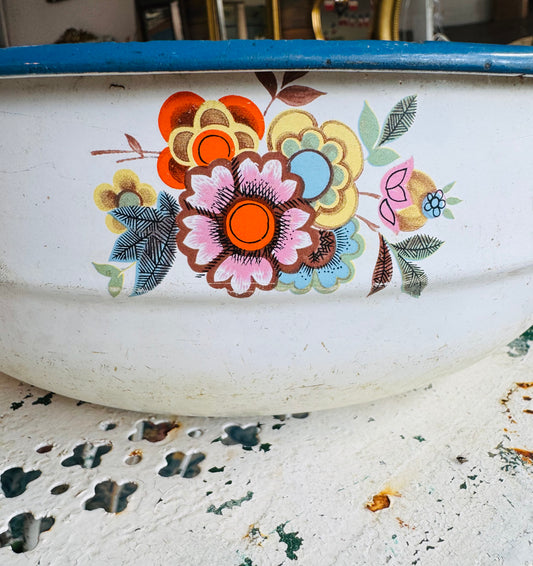 Vintage Belgian Enamel Wash Basin – White with Blue Rim & Colorful Floral Design – Farmhouse Rustic Décor