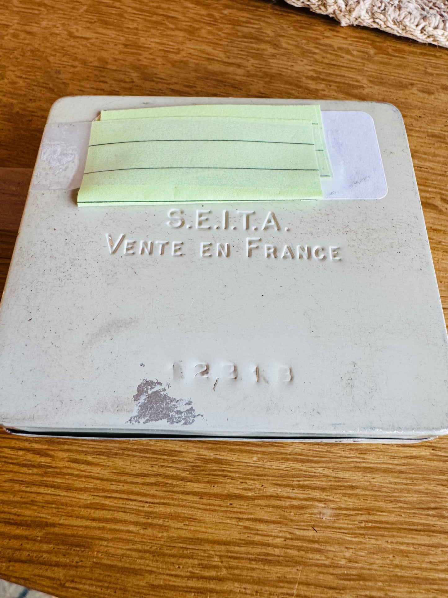 Vintage Abdulla Cooltipt Cigarette Tin